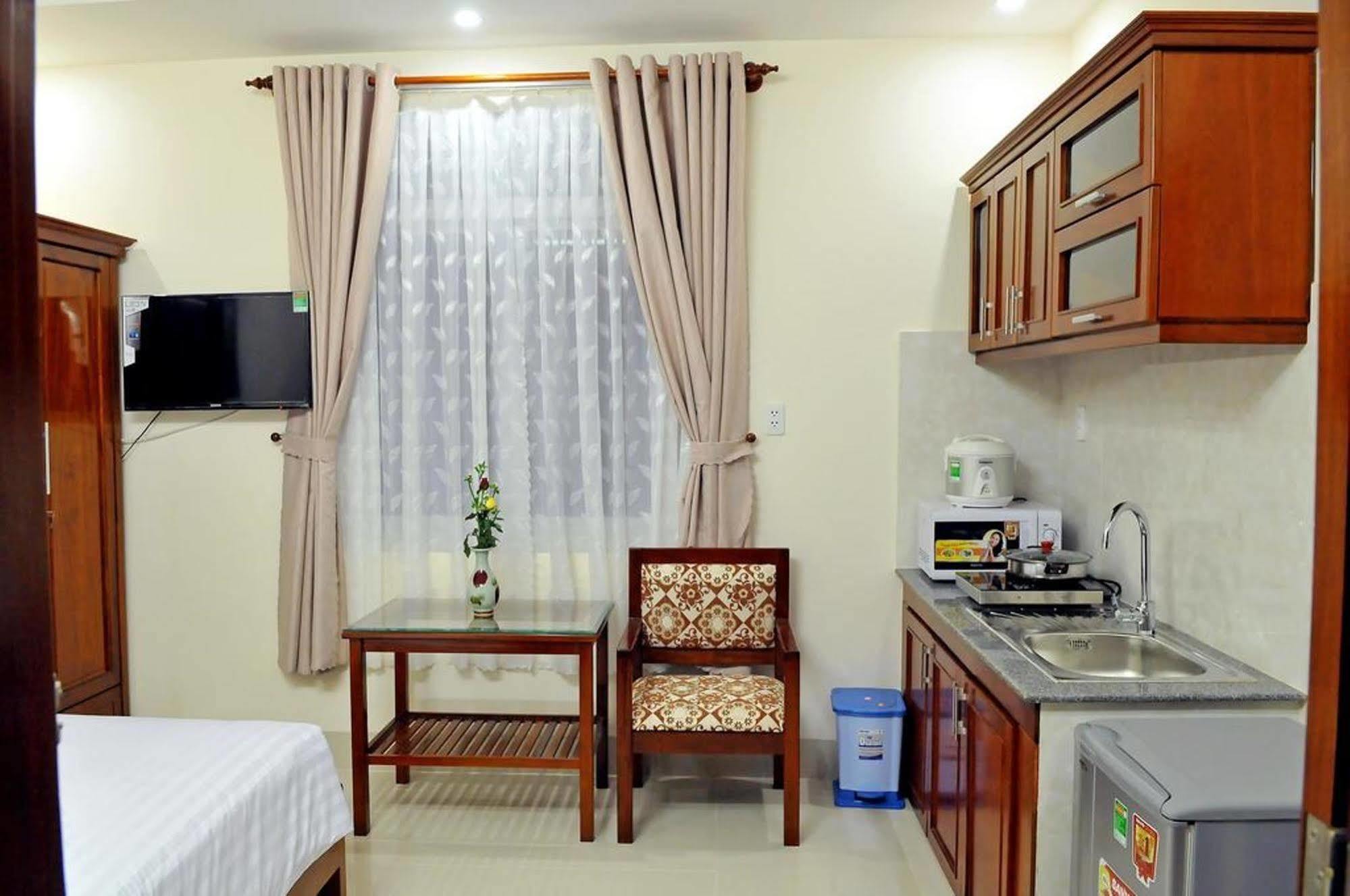 Lotus Apartment Hotel Vung Tau Esterno foto