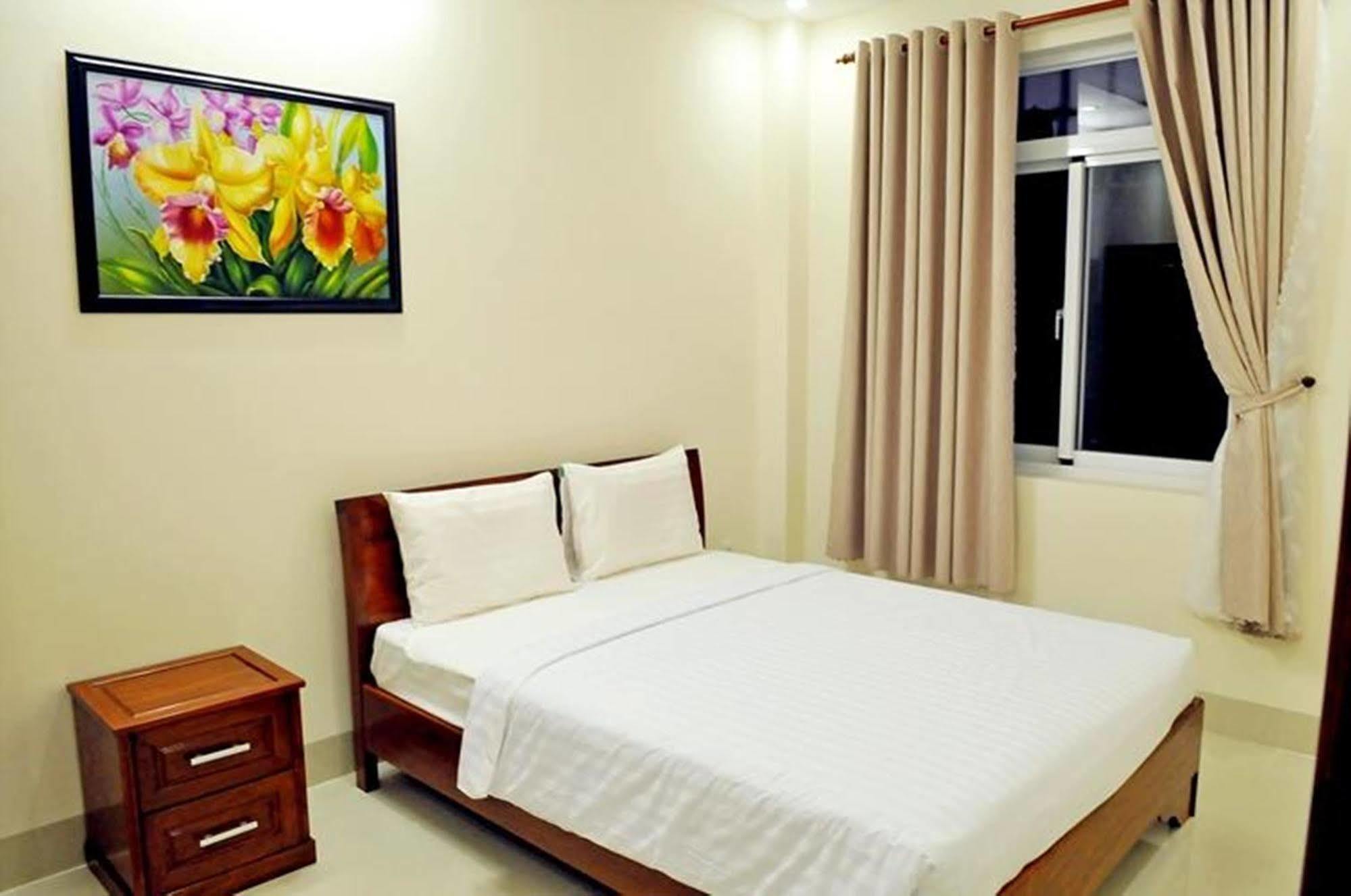 Lotus Apartment Hotel Vung Tau Esterno foto