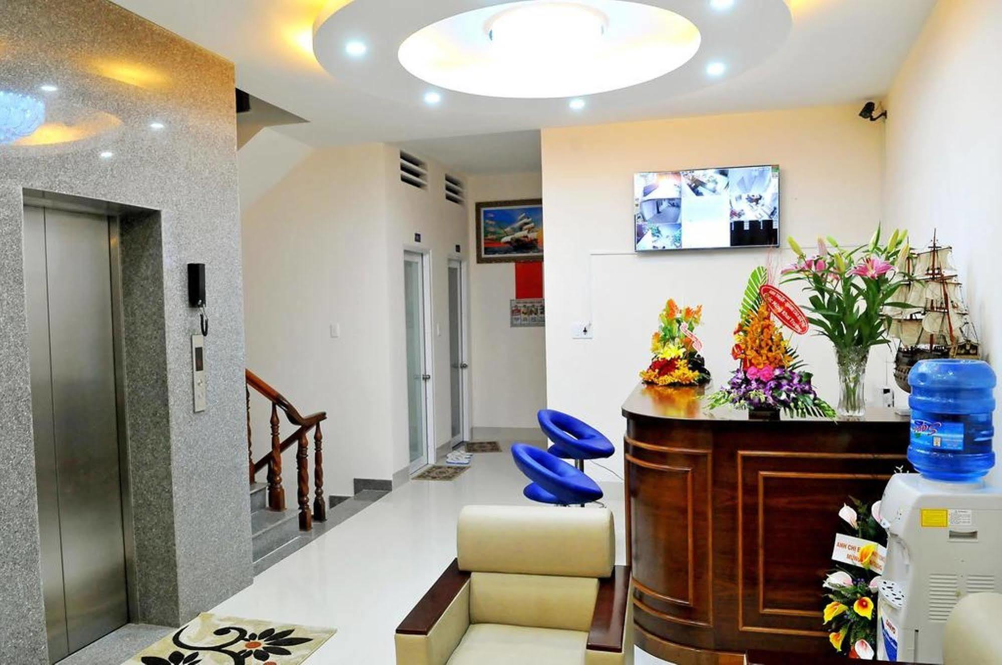 Lotus Apartment Hotel Vung Tau Esterno foto